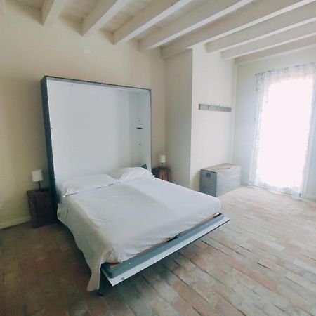 デセンツァーノ・デル・ガルダLa Casa Di Paolina - Affitti Breviアパートメント エクステリア 写真